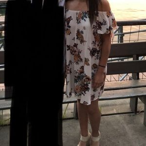 Women’s Rue21 floral off the shoulder dress